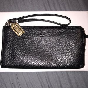 Very nice coach wallet